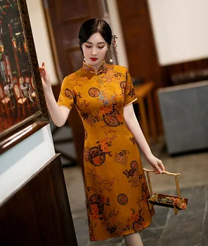 Сексуальное атласное платье Ципао с воротником-стойкой и коротким рукавом, традиционное китайское женское платье длиной до колен Чонсам